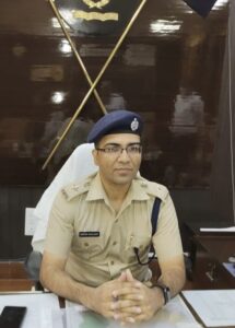 ₹5,000 करोड़ के कथित नकली दवा रैकेट मामले में हरियाणा कैडर के IPS अधिकारी दीपक गहलावत गिरफ्तार